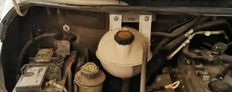 经典全顺油箱旁边那个线 经典全顺水箱在哪里