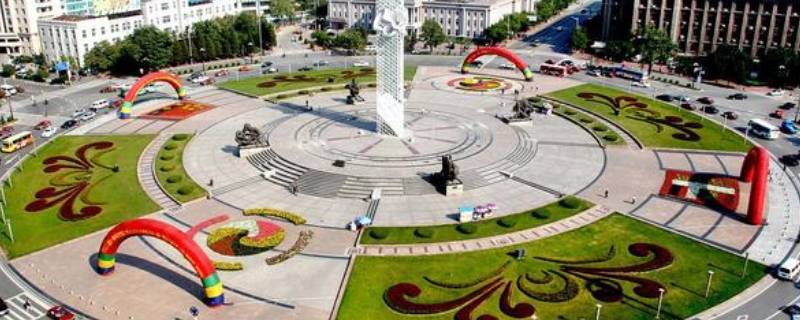 诸子百家广场里面有啥子（诸子百家老街）