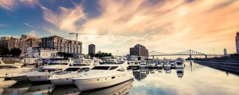 进入码头前沿多少米要穿救生衣（距离海岸线多少的航线要演示救生衣）