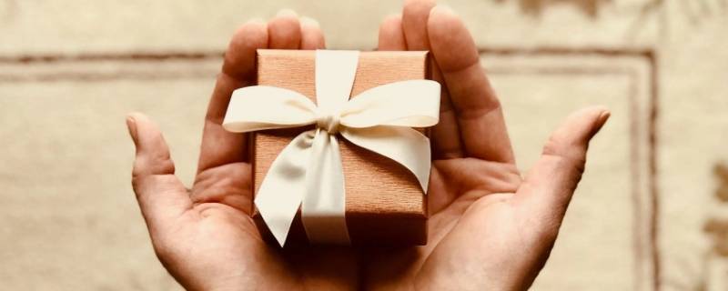 弟妹第一次来姐姐家要给什么礼物 第一次去姐姐家带什么礼物