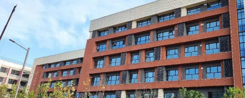 喀什市十中学又叫东城第十中学吗 喀什市十中学又叫东城第十中学吗知乎