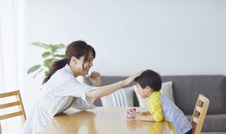 12岁孩子对父母恶语相向该怎样惩罚 十二岁小孩叛逆对父母反抗怎么办