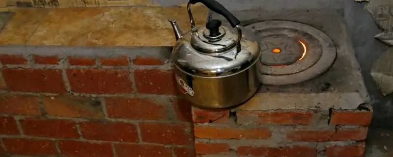 勤恳服务心里红待人接物打一生肖 勤恳服务心里红是什么生肖