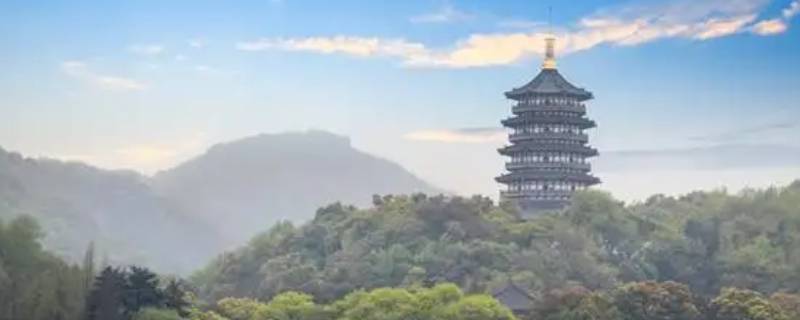 雷峰塔下真的有白蛇吗 雷峰塔下真的有白蛇吗?