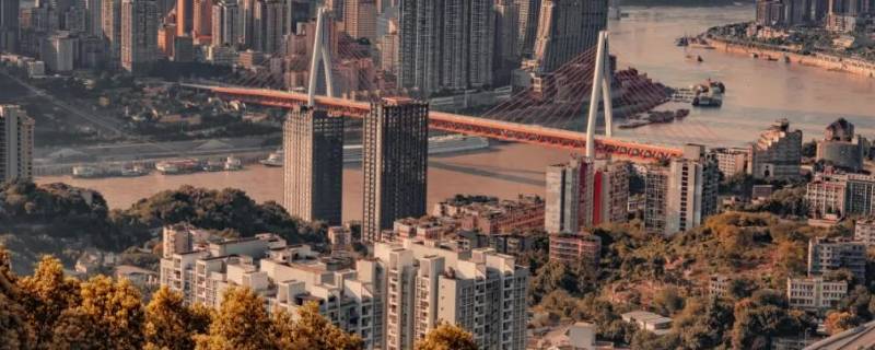 放个小长假带老婆去重庆哪里玩（重庆旅游给老婆带什么礼物）