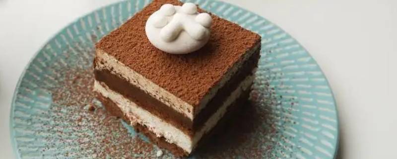 提拉米苏用朗姆酒还是咖啡酒（提拉米苏用朗姆酒还是咖啡酒好）