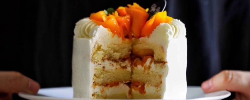 4寸蛋糕够两个人吃吗（4寸蛋糕够2个人吃吗）