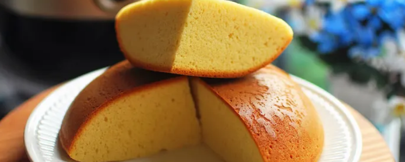 电饭煲蛋糕为什么里面是湿的（电饭煲蛋糕很湿）