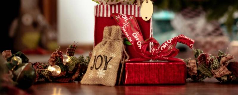 男生不收礼物的心理（男生不收礼物的心理我是学生）