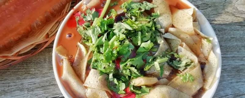 天津锅巴菜的卤秘方（天津锅巴菜的卤汤香料配方）