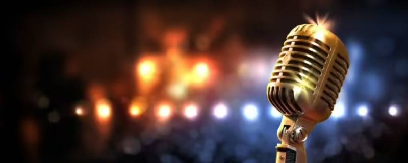 唱1个小时的歌消耗热量（唱歌半个小时消耗热量）