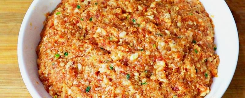 抄手的肉馅怎么调才鲜嫩 抄手的肉馅怎么调才鲜嫩好吃