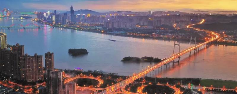 文盲上山读小学是指长沙哪里 文盲上山读小学 打一长沙地名