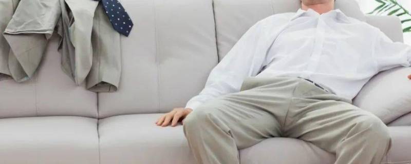 饭后应该坐着还是站着（饭后应该坐着还是站着还是躺着）