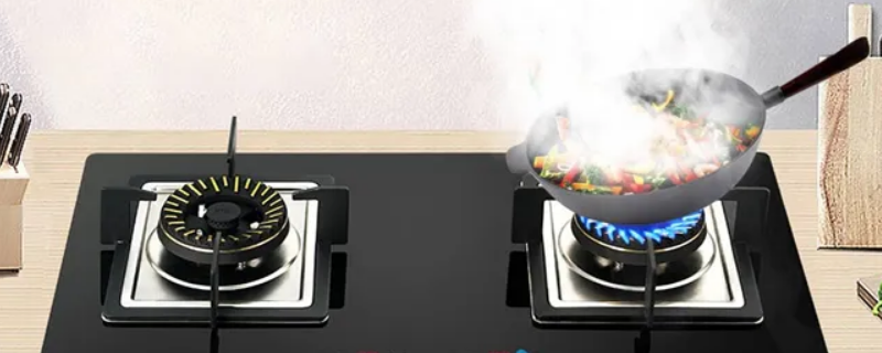 燃气灶开孔大的危害（燃气灶开孔大的危害是什么）