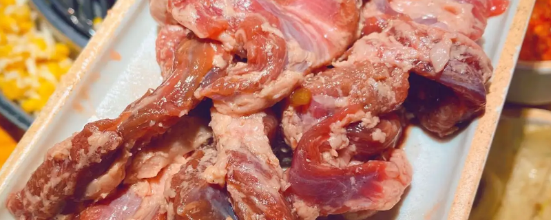 东北护心肉火锅的做法（护心肉火锅图片）