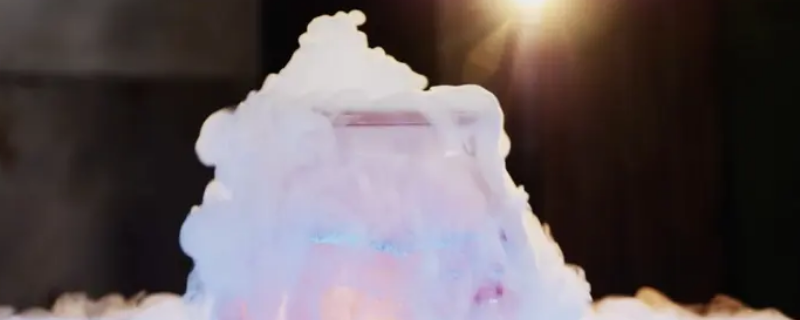 干冰升华放热（干冰升华放热还是放冷）