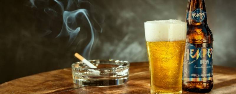 喝酒规矩基本礼仪 和长辈喝酒规矩基本礼仪