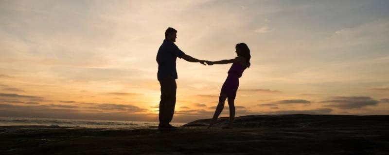 重庆话情侣亲密称呼（重庆人情侣之间怎么称呼）