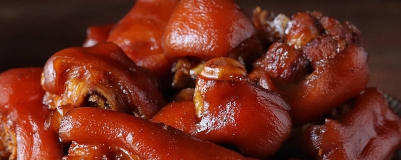 卤肘子肉的做法（家常卤肘子肉的做法）