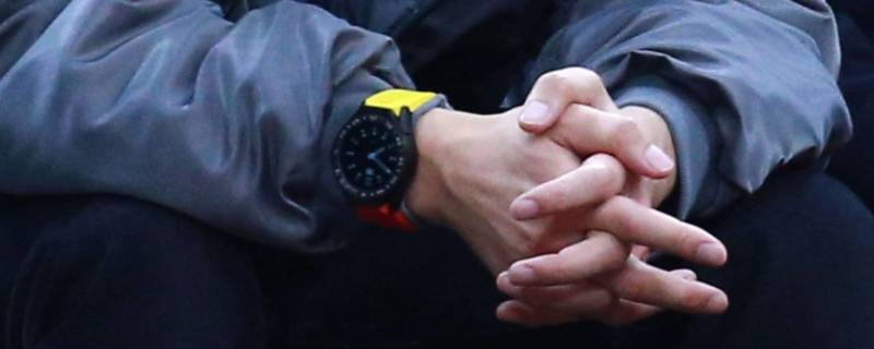 学生怎么把手变细变长（学生怎么把手变细变长图片）