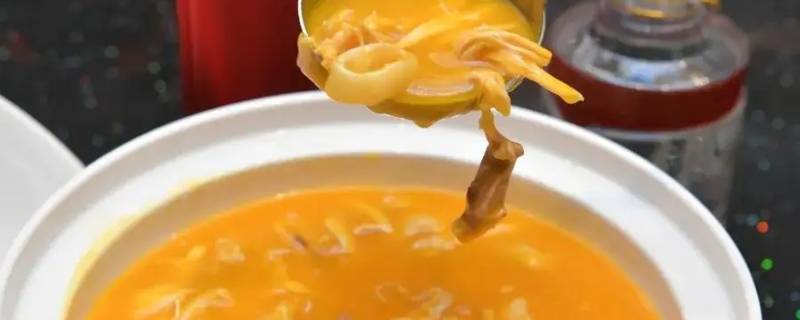 金黄的高汤怎么熬制（高汤的黄金是怎么煮的）