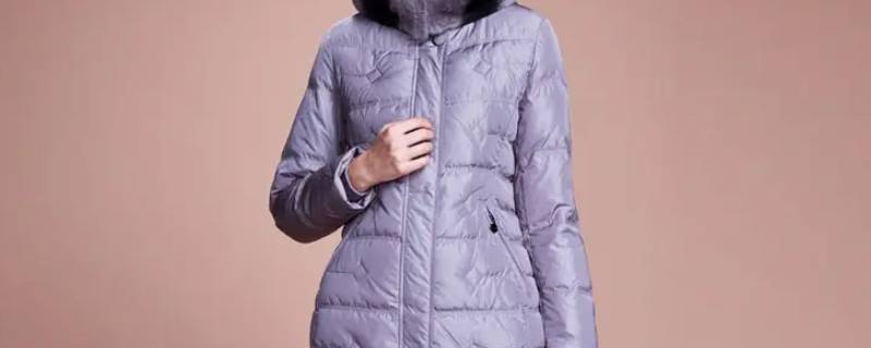 去东北读书羽绒服买什么材质的（东北穿的羽绒服推荐）