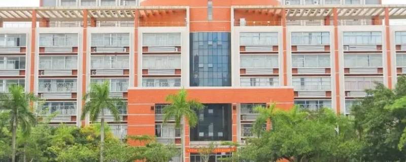 湛江岭南师范学院是重点高中吗（湛江岭南师范在哪里）