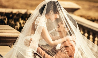 婚纱摄影如何选择（选择婚纱摄影需要了解一些什么）
