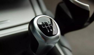 自动挡和手动挡的区别（自动挡和手动挡的区别图片）