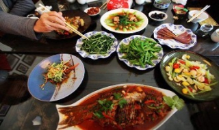 走进丽江，品味丽江美食（走进丽江,品味丽江美食心得体会）