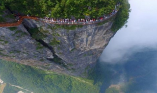 张家界旅游攻略（张家界旅游攻略天气预报）