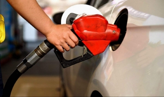 如何通过微信查看最新油价 如何通过微信查看最新油价信息