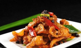 回锅肉的家常做法（回锅肉的家常做法配料）