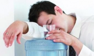 水中毒怎么办（矿泉水中毒怎么办）