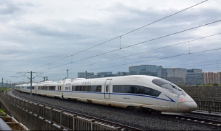 复兴号和和谐号的区别（复兴号跟和谐号哪个好）