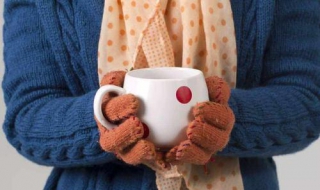 冬天手脚冰冷怎么办（冬天手脚冰冷怎么办又不能吃太辣怎么办）