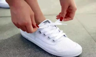脚出汗怎么办（脚出汗怎么办教你一招永久去除脚臭）