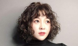 刘海自然卷怎么处理 刘海自然卷怎么打理才能变直