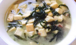 海带豆腐汤的做法（虾仁海带豆腐汤的做法）