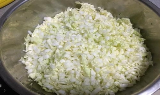 白菜饺子馅做法大全（香菇小白菜饺子馅做法大全）