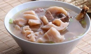莲藕排骨汤做法（莲子莲藕排骨汤做法）