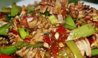 爆炒腰花的做法 爆炒腰花的做法 最正宗的做法视频