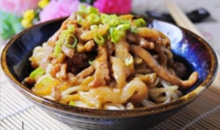 榨菜肉丝面的做法（榨菜肉丝面的做法视频）