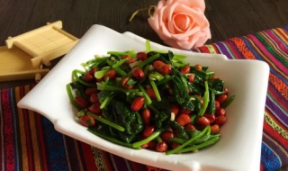 果仁菠菜的做法（果仁菠菜的做法窍门）