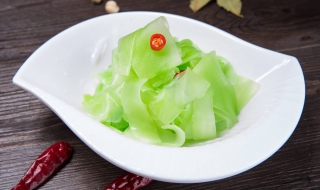 凉拌莴笋的做法（凉拌莴笋的做法视频）