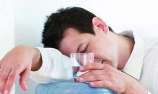 水中毒怎么办（水中毒怎么快速缓解）