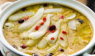 炖鸡汤的做法（猴头菇炖鸡汤的做法）
