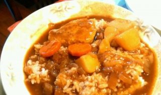 咖喱牛肉饭的做法 土豆咖喱牛肉饭的做法