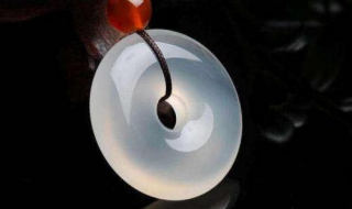 玉髓和玛瑙的区别有哪些 玉髓和玛瑙的区别有哪些呢